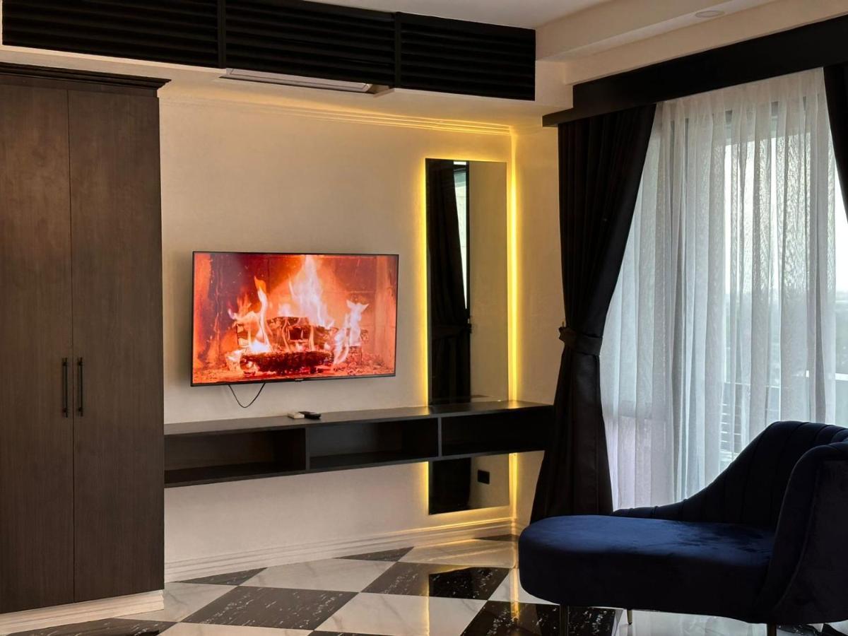 マニラ市Makati Prime Luxuryアパートメント エクステリア 写真